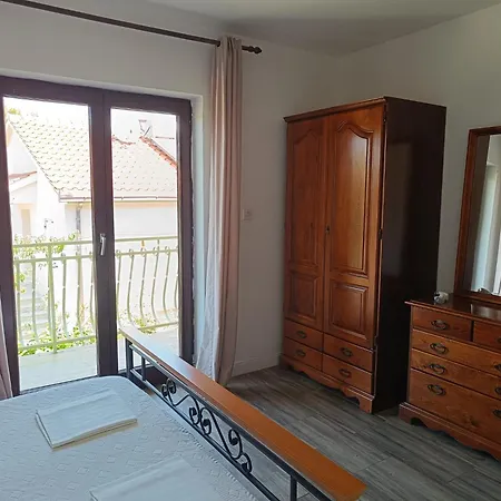 With Terrace Apartamento