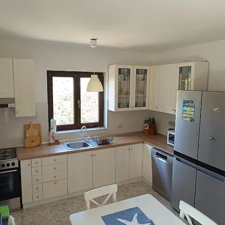 With Terrace Apartment *